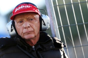 Niki Lauda urging Red Bull to sign Kimi Raikkonen