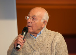 Murray Walker, F1 commentator