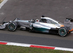 Hamilton's car on fire during Hungarian GP qualifying
