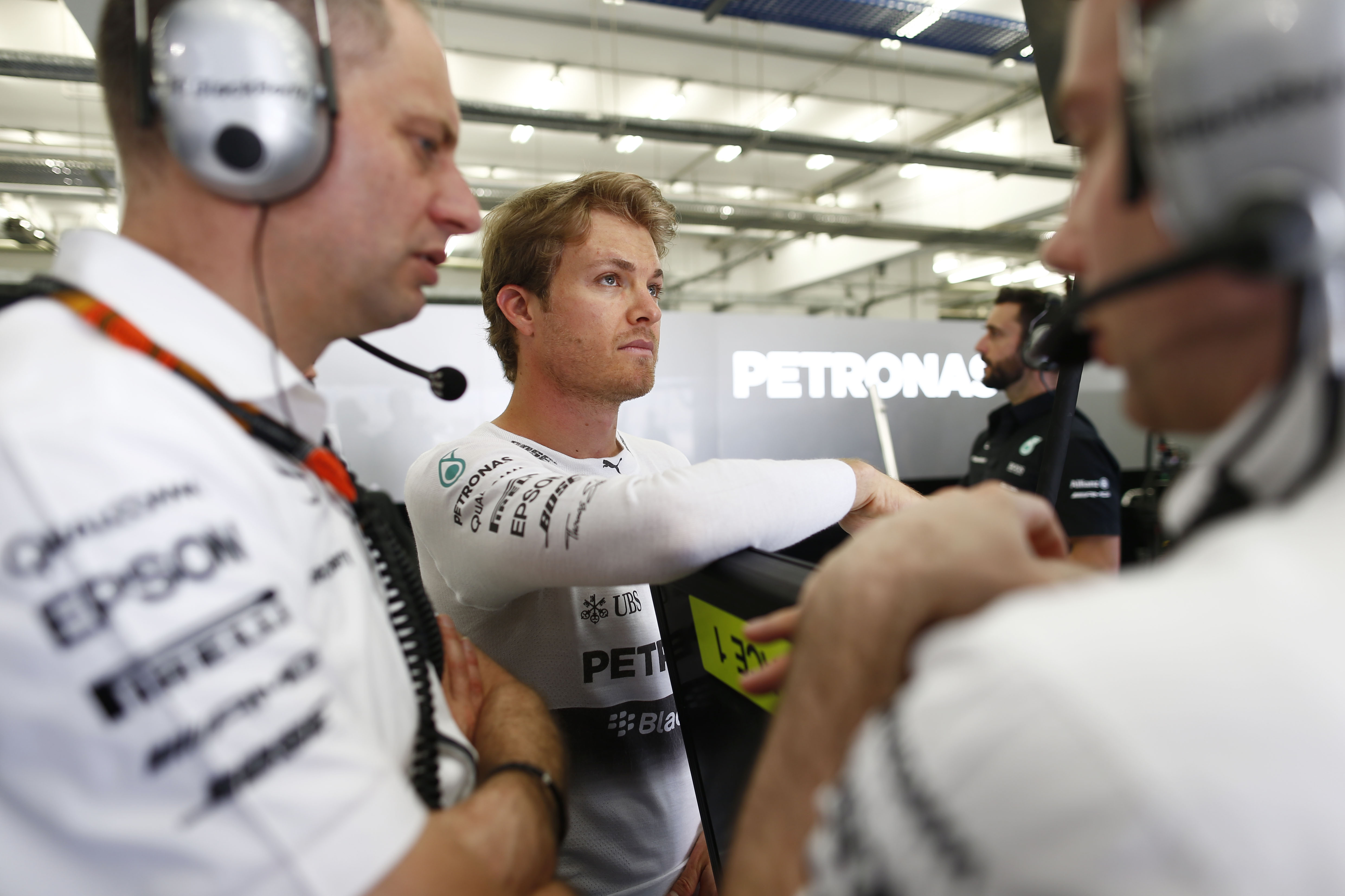 Nico Rosberg_Bahrain 2015_FP2