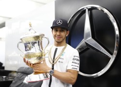 Lewis Hamilton, Mercedes AMG F1, Winner 2015 F1 Bahrain GP