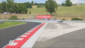 Hungary 2016_Hamilton FP2 Crash