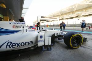 Yas Marina Circuit, Abu Dhabi, United Arab Emirates. Tuesday 28 November 2017. Robert Kubica, Williams FW40 Mercedes, leaves the garage. World Copyright: Zak Mauger/LAT Images ref: Digital Image _56I4591