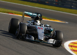Lewis Hamilton takes Belgian Grand Prix pole